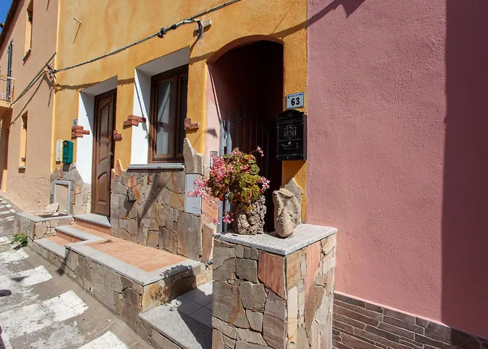 アパート Maya ポザーダ