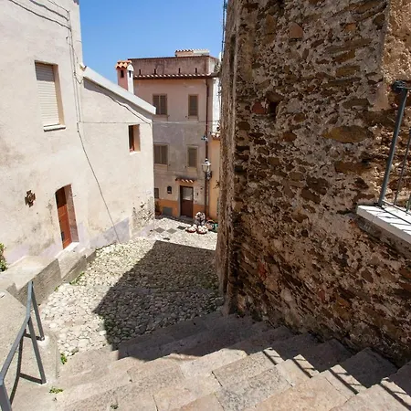 Maya Posada (Sardinia)